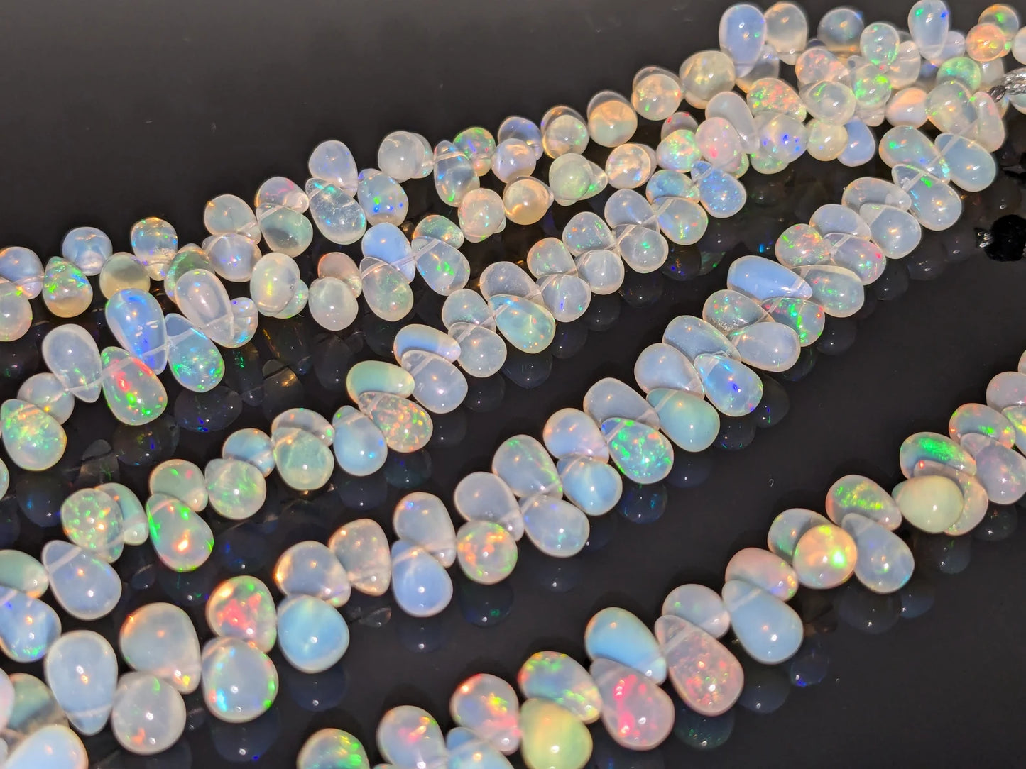Ethiopian Opal Teardrop Beads 5 * 8.5 mm