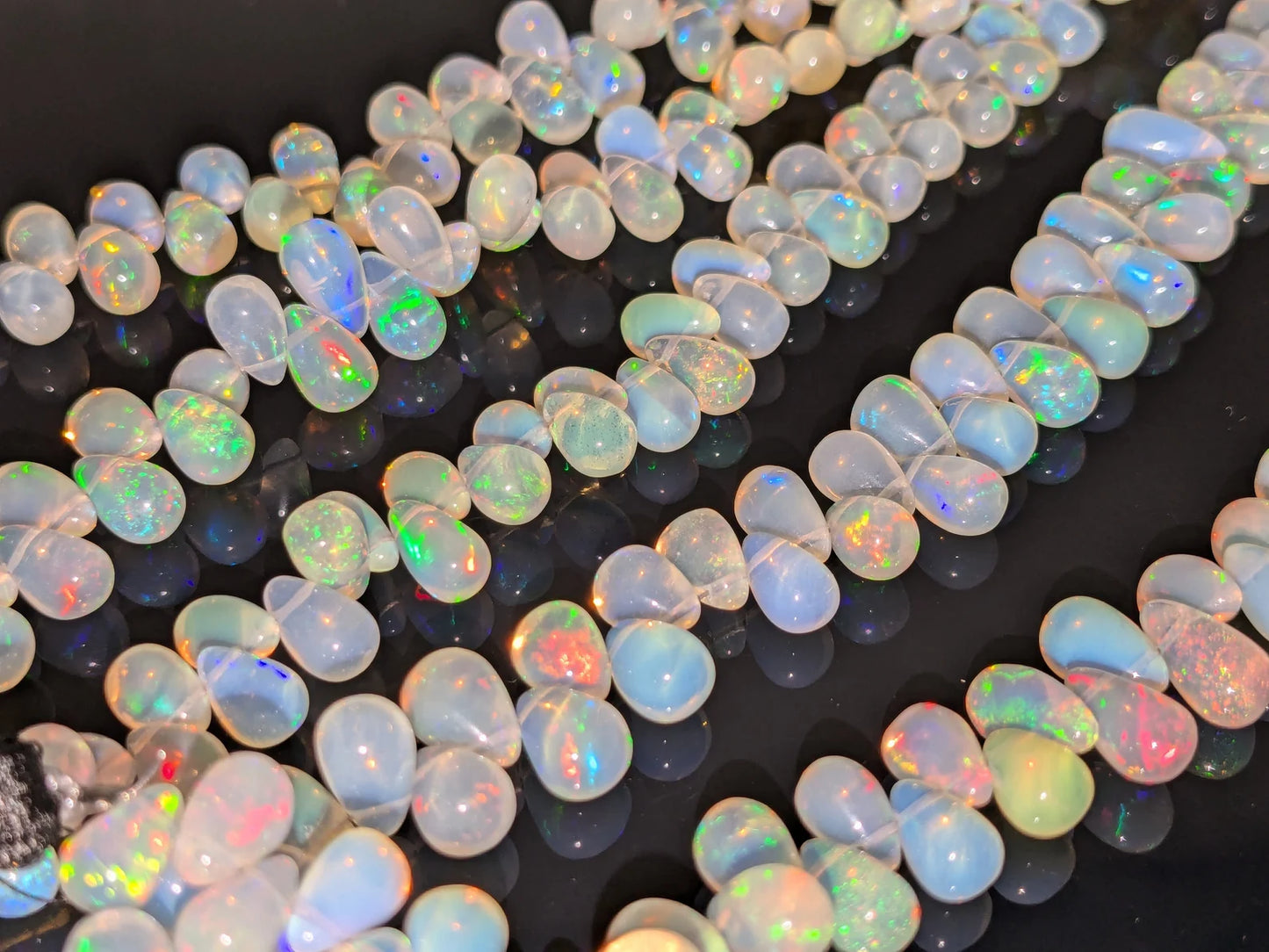 Ethiopian Opal Teardrop Beads 5 * 8.5 mm