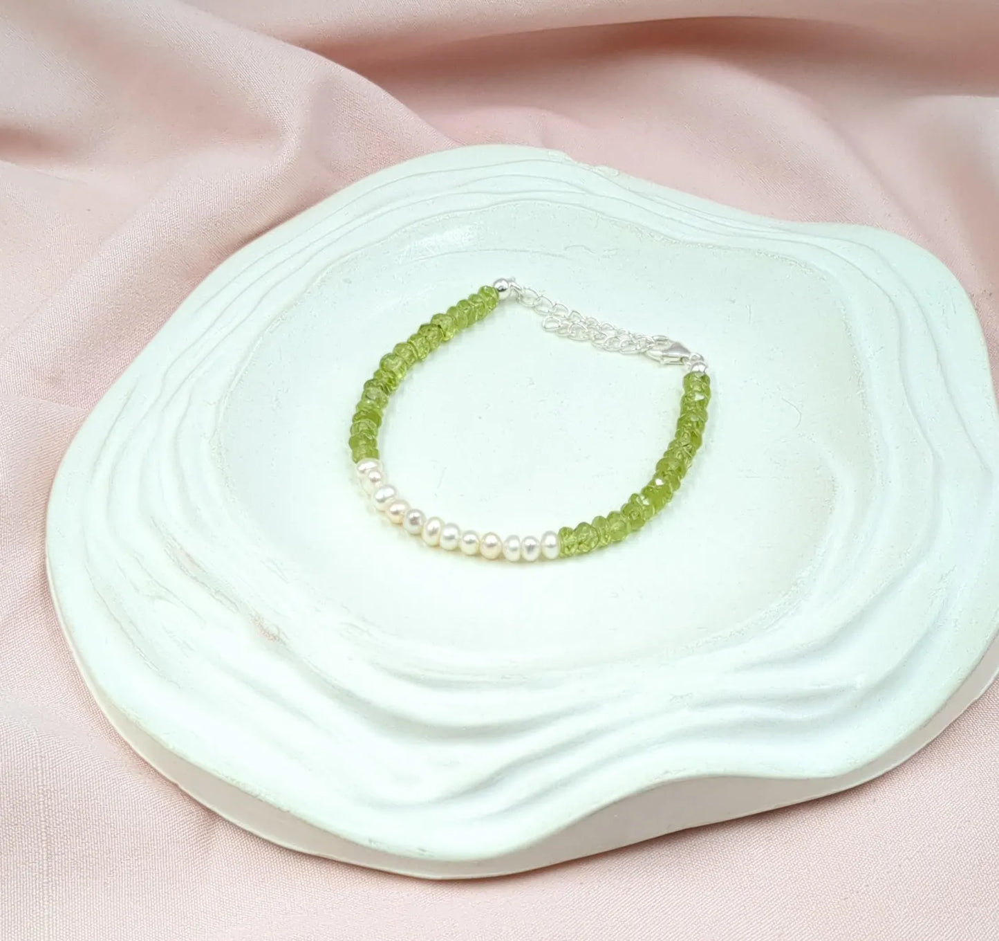 Peridot & Freshwater PEARL Bracelet