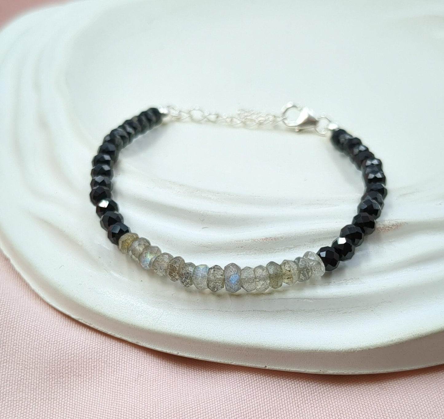 Black Spinel & Blue Flashy Labradorite Beaded Bracelet