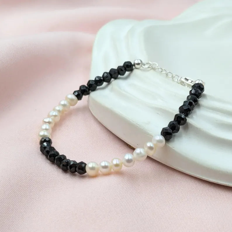 Black Spinel & Pearl Bracelet