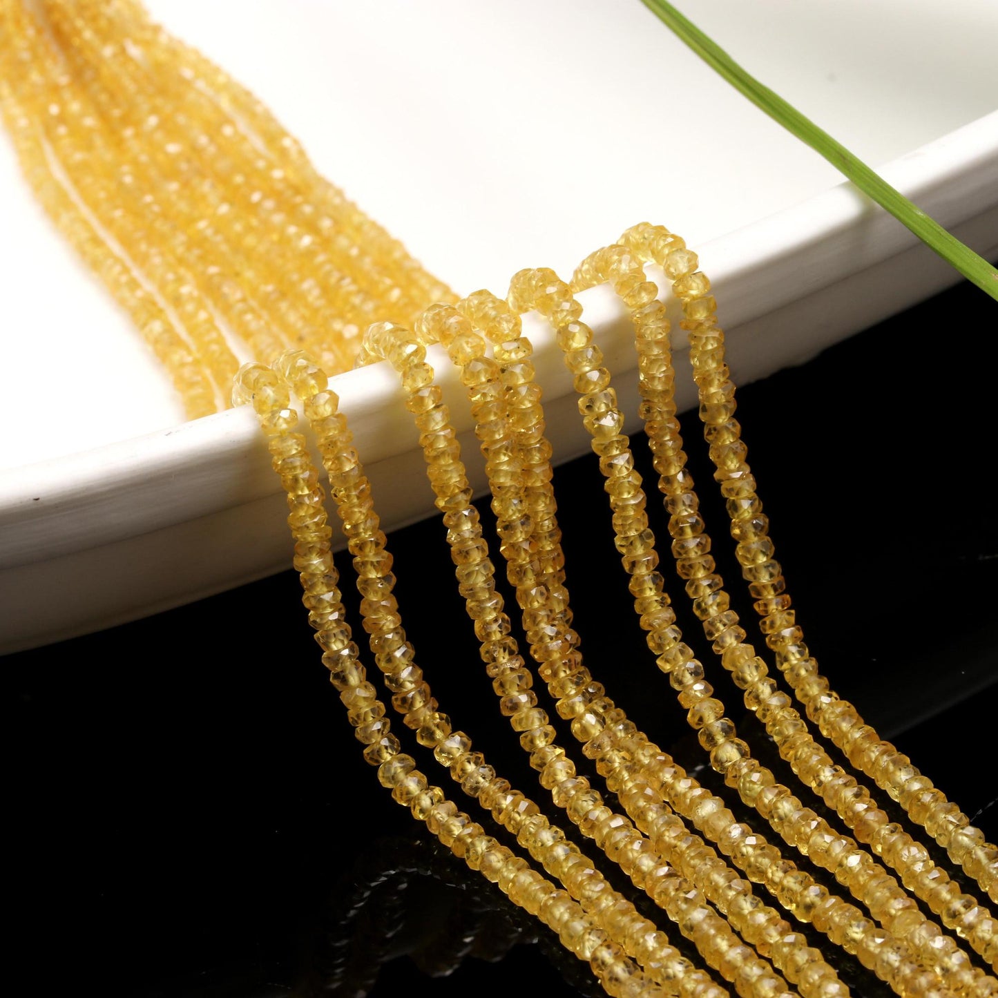 Light Yellow Sapphire Faceted Rondelle Beads