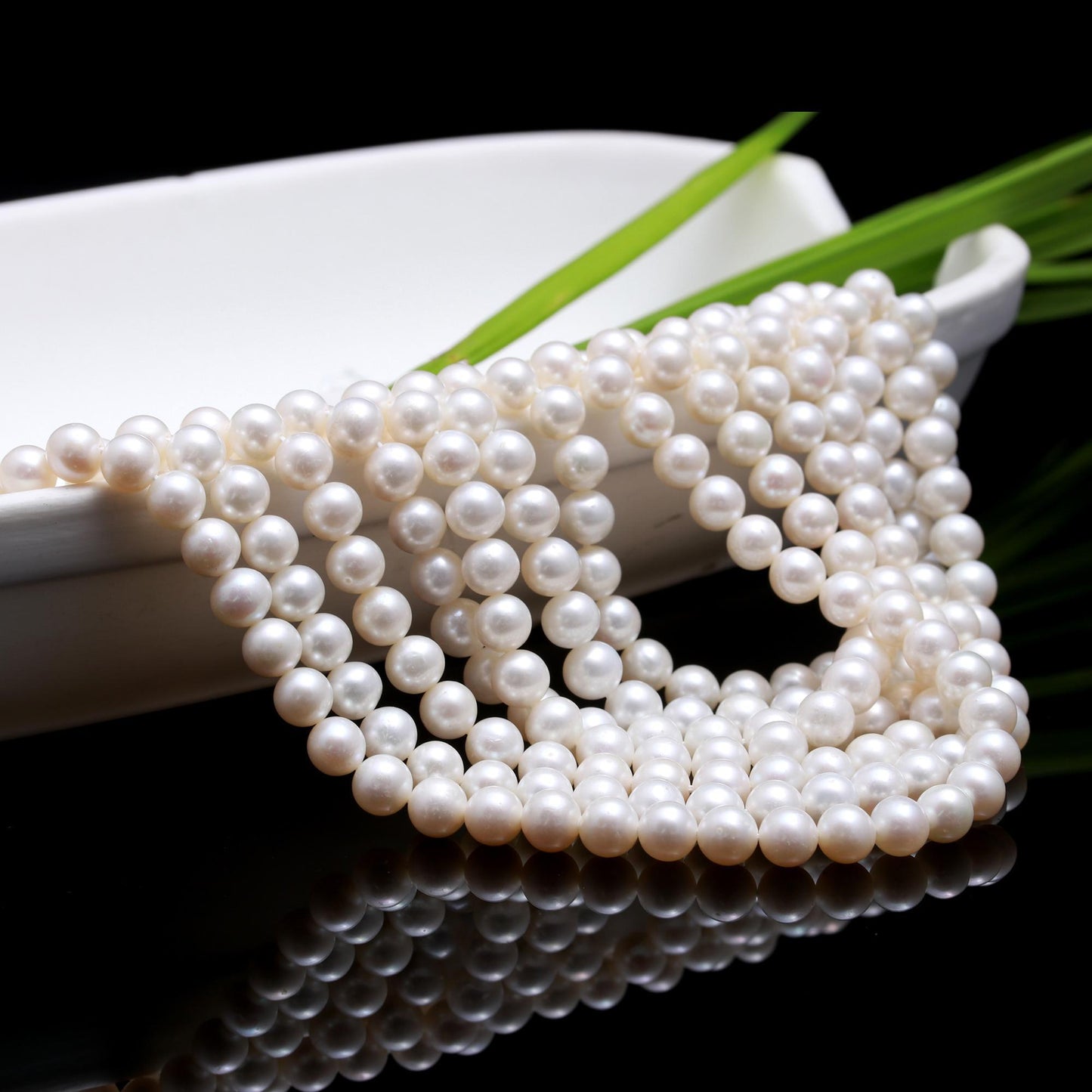 Freshwater Pearl Smooth Beads AAA Quality Natural White Pearls