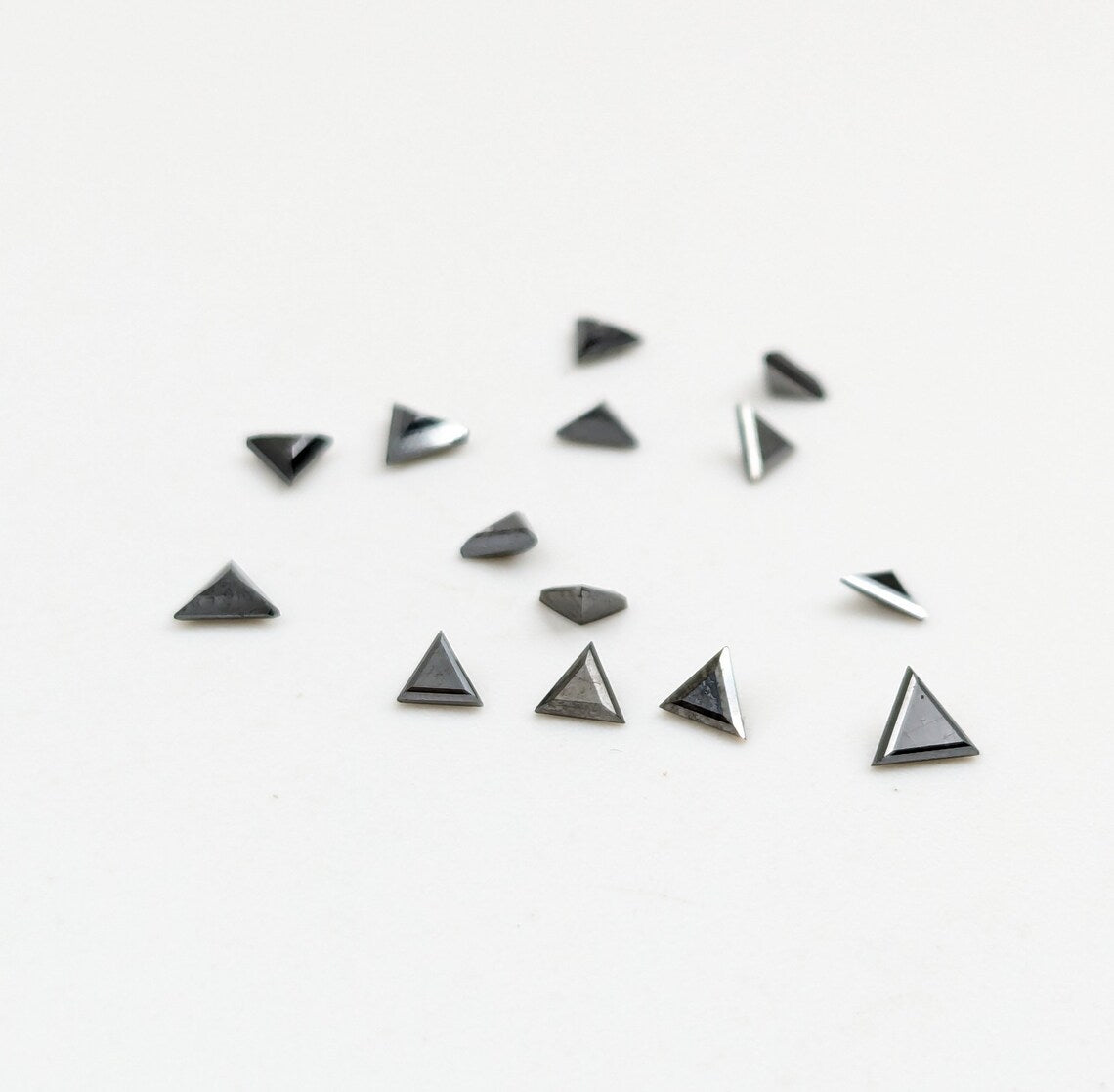 Black Diamond Triangle Cut Stone 3mm Loose Triangle Shape For Jewelry Making