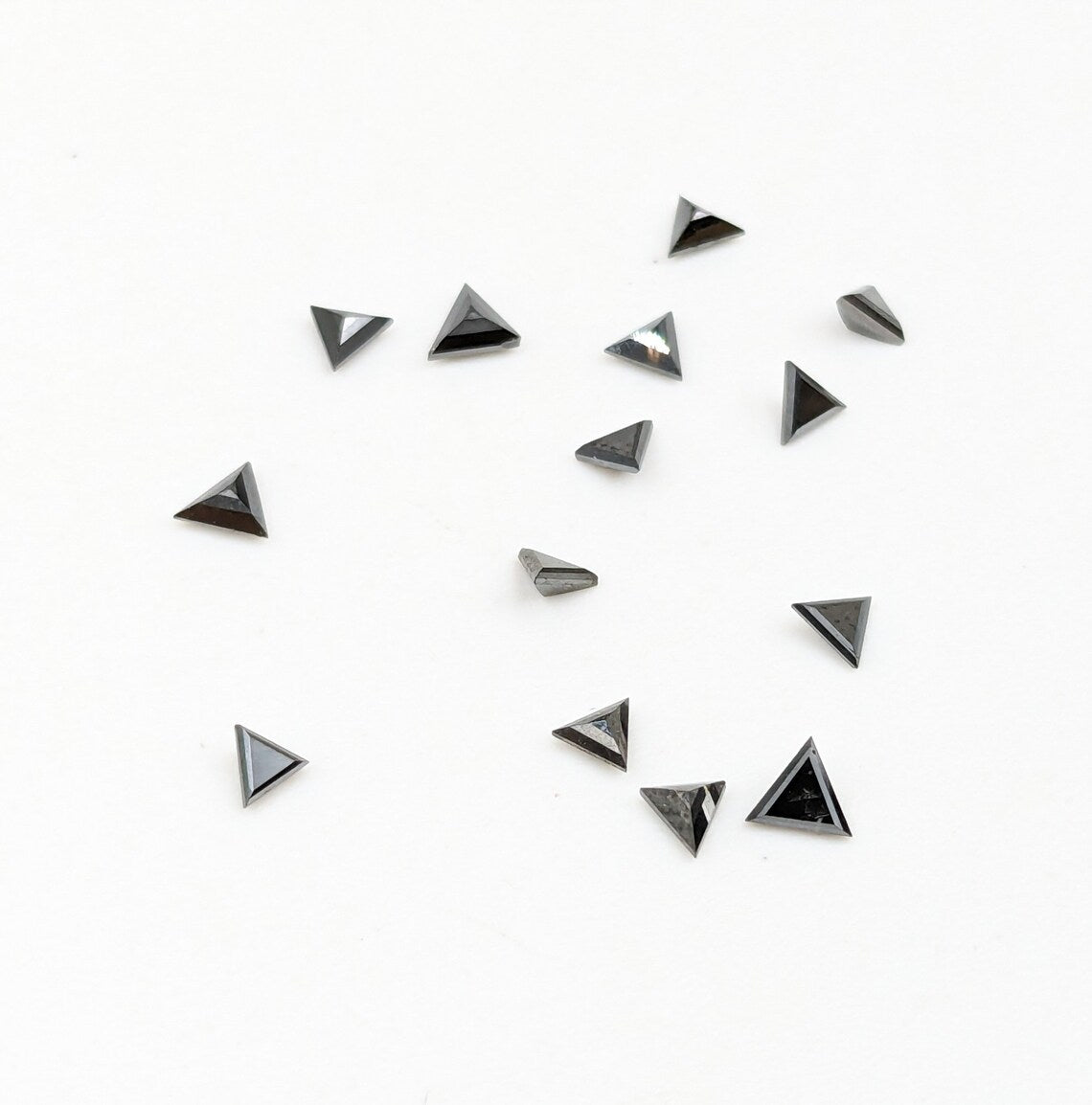 Black Diamond Triangle Cut Stone 3mm Loose Triangle Shape For Jewelry Making