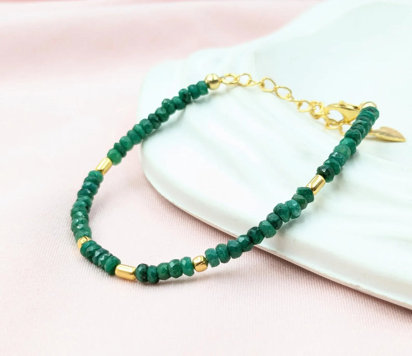 18K Gold Emerald Corundum Bracelet