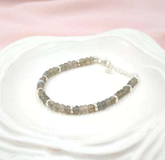 Blue Flashy Labradorite Bracelet