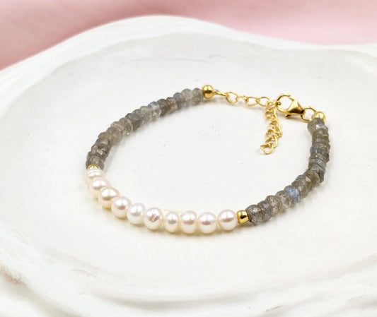 Blue Flash Labradorite & Natural Pearl Bracelet
