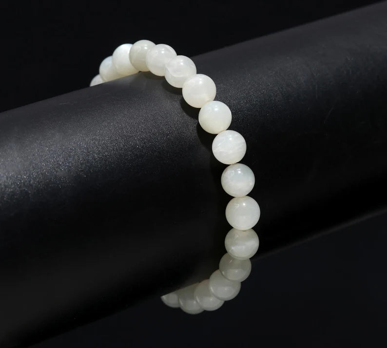 100% Natural Moonstone Crystal 8 mm Beaded Smooth Round 7 Inches Bracelet