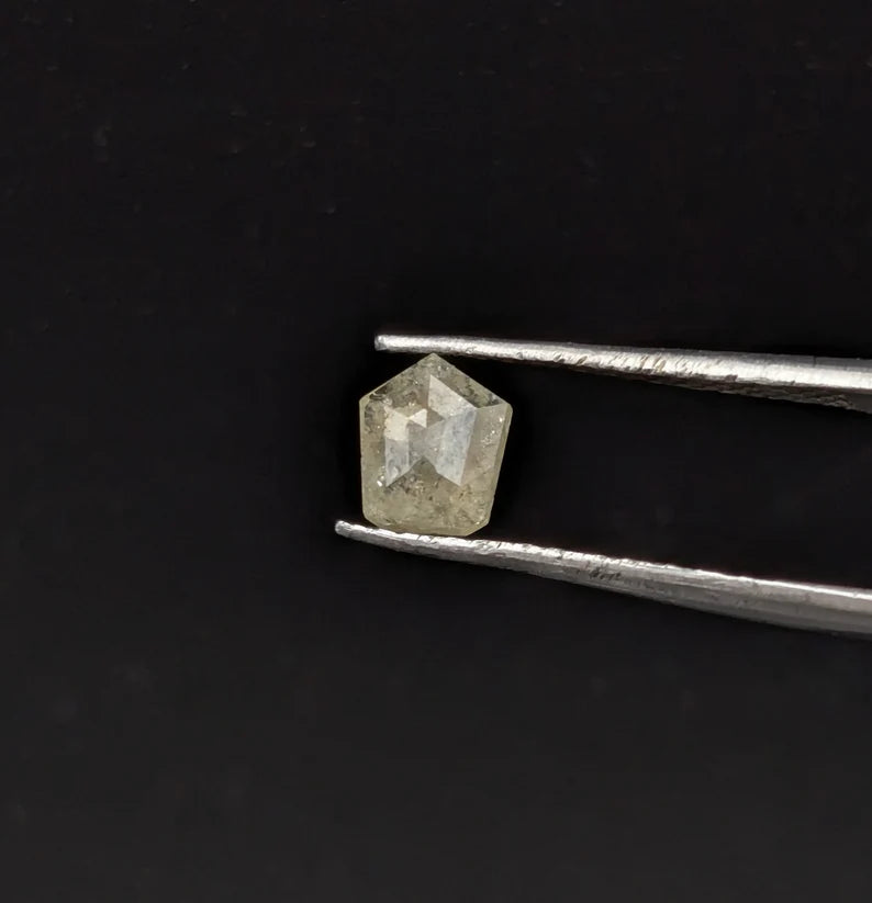 Elegant Salt And Pepper 5.3 - 6.5 mm Pentagon Shape Loose Faceted Diamond